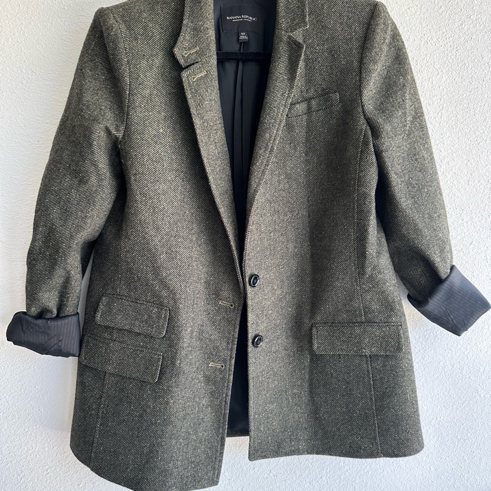 Banana Republic, oversized Women’s tweed Wool Blazer